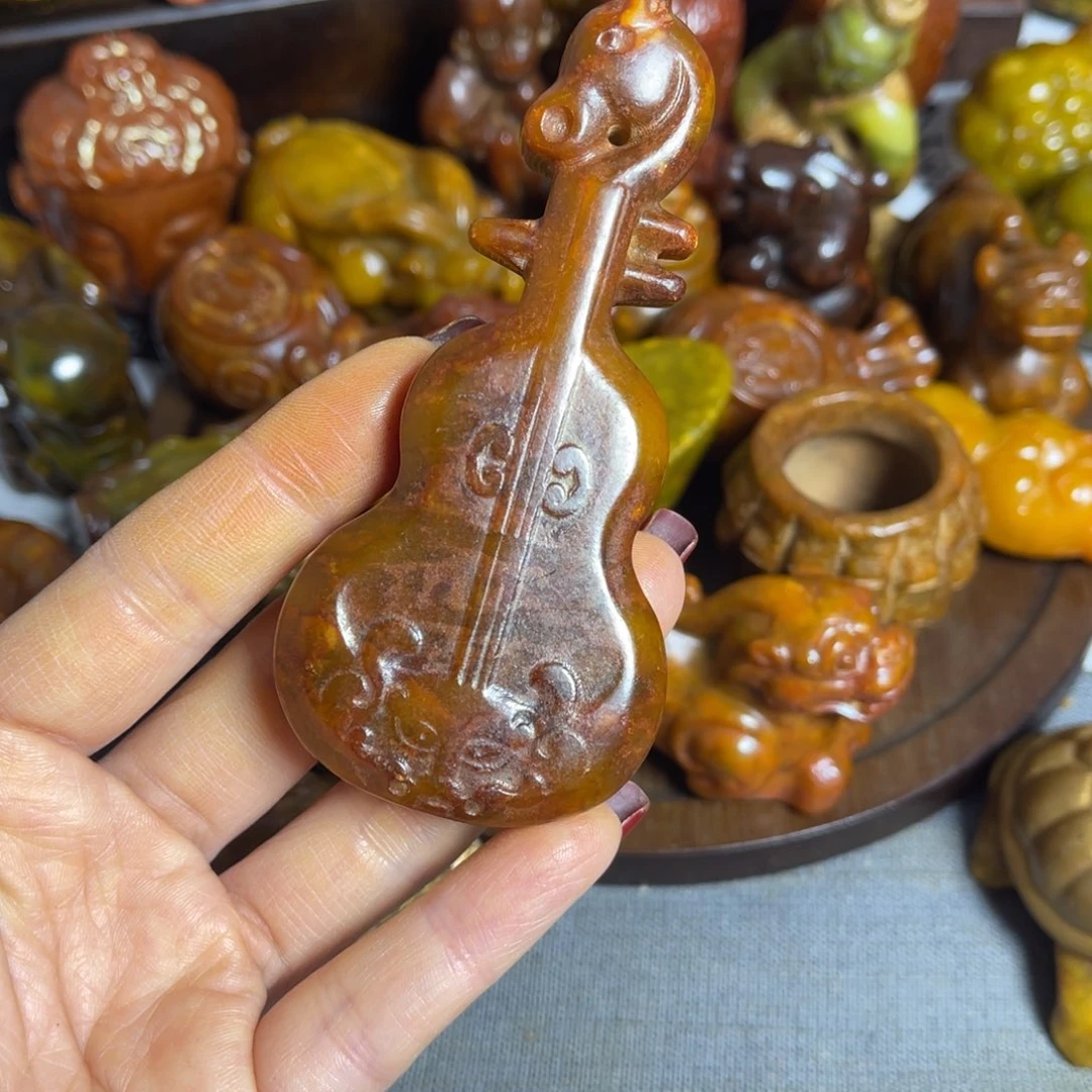 蛇纹石玉合金颈饰