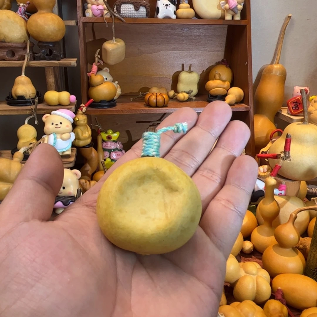 轻***林在于我们如何看待这个世界上所有的人是