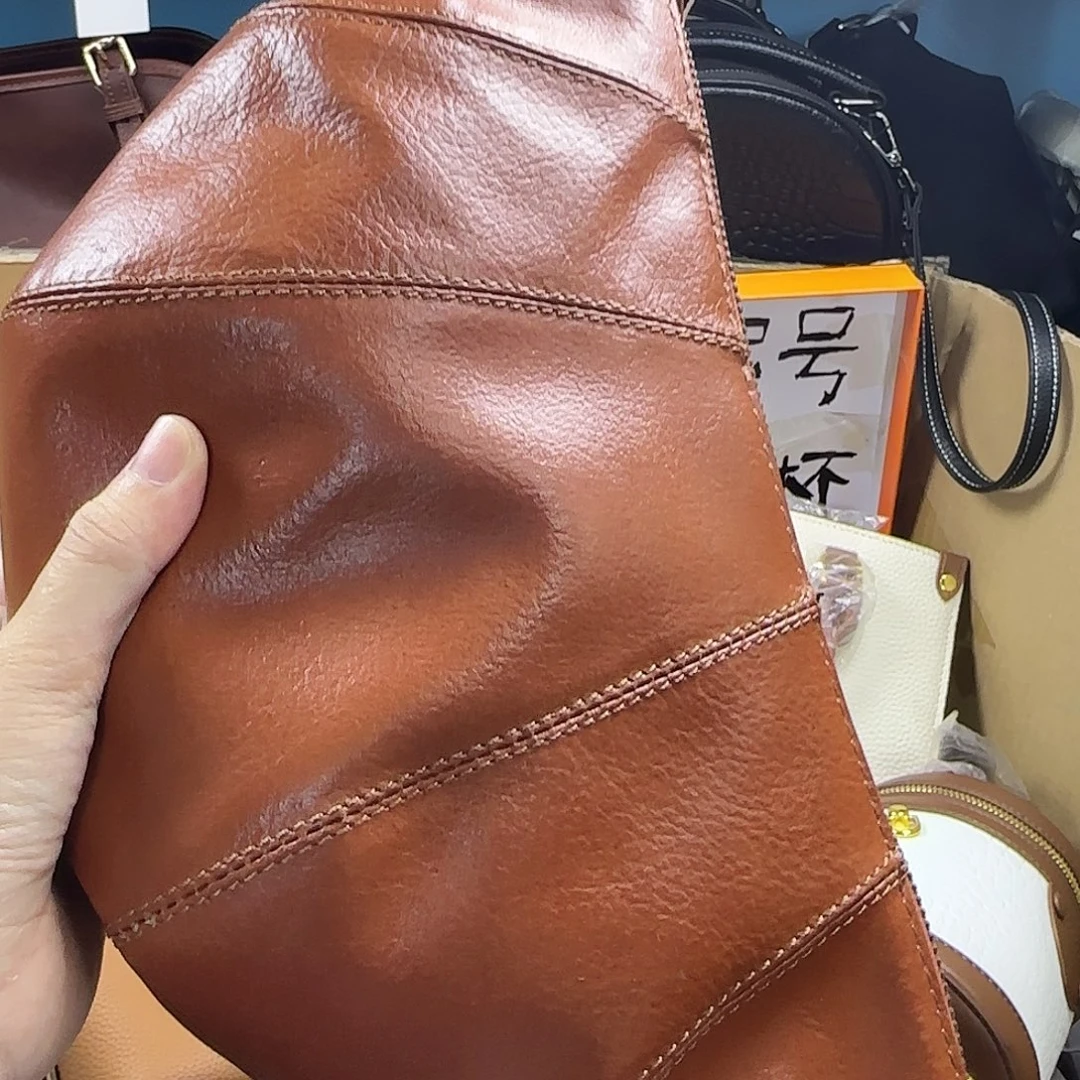 黄牛皮（革）水牛皮（革）头层牛皮山羊皮（革）