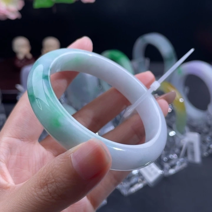 定制翡翠翡翠手镯未镶嵌