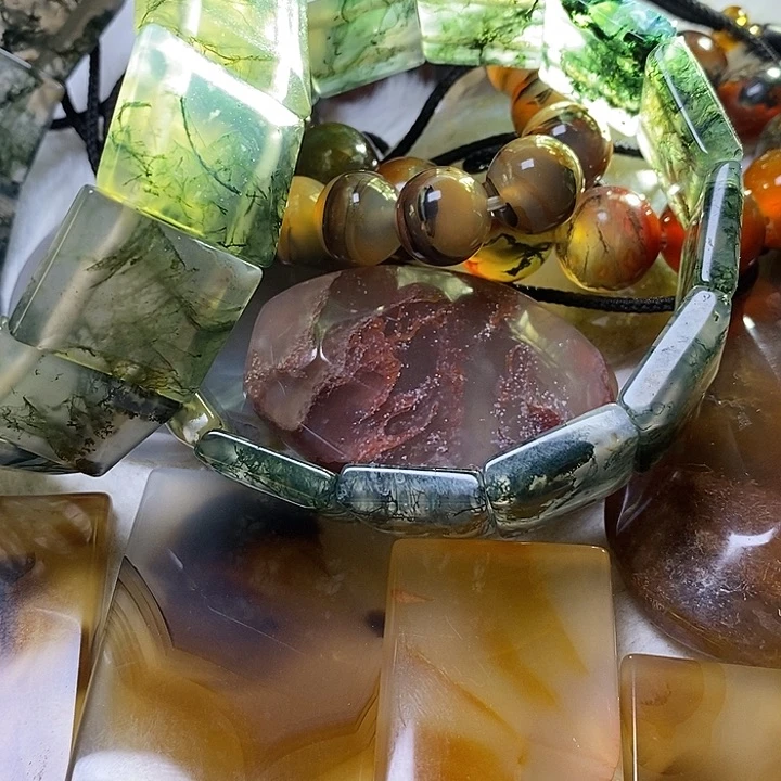 暖***月玛瑙/玉髓颈饰未镶嵌