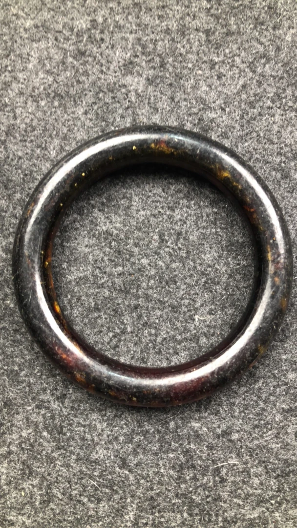 18A16福莱精选共生柳11mm手串