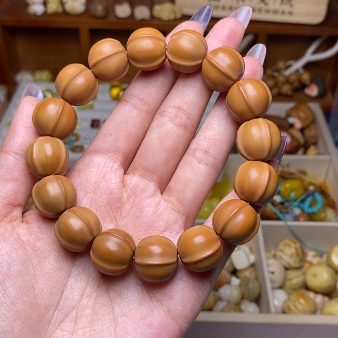 吊坠猴头核桃鲨鱼背手串1415