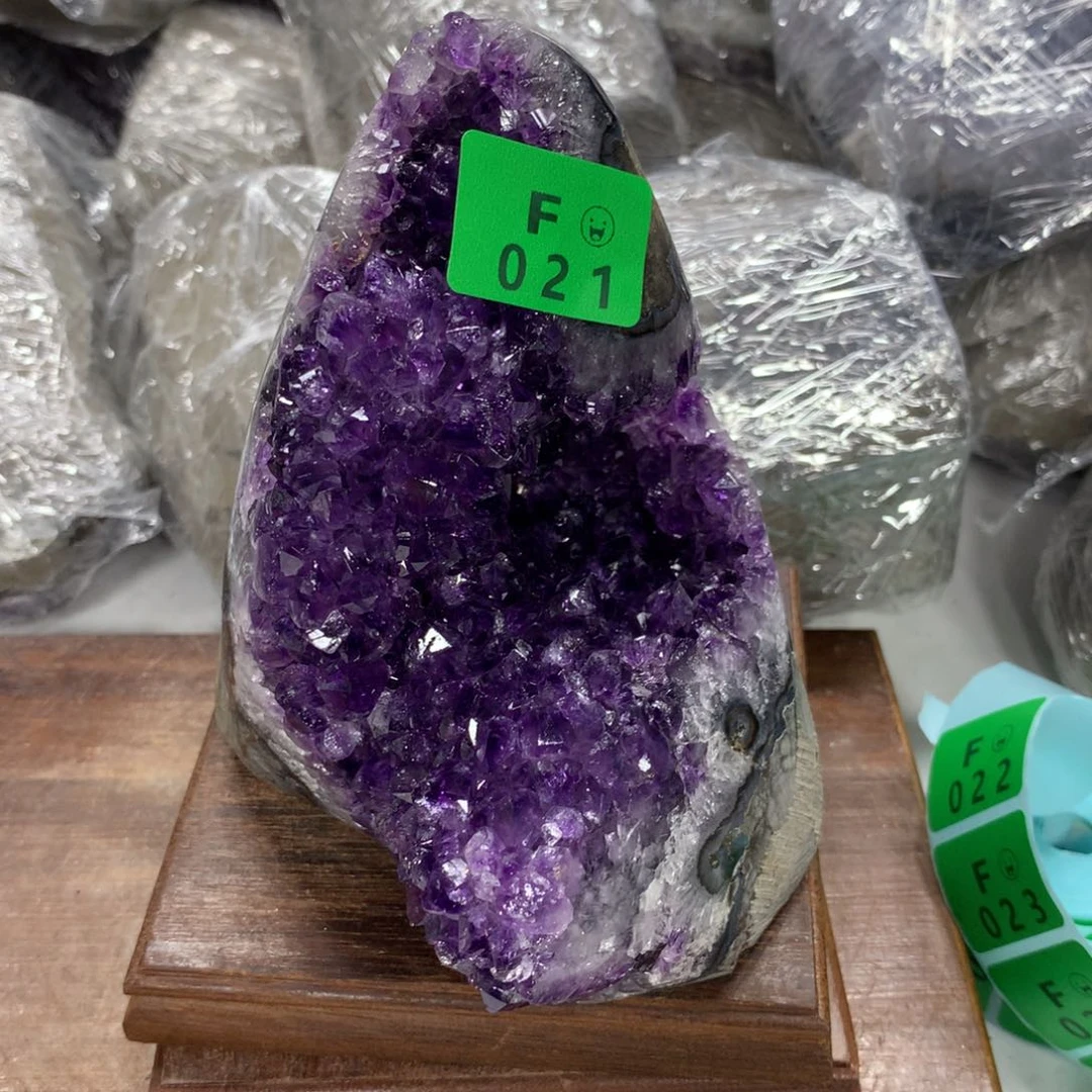 紫晶大型摆件（非配饰）未镶嵌