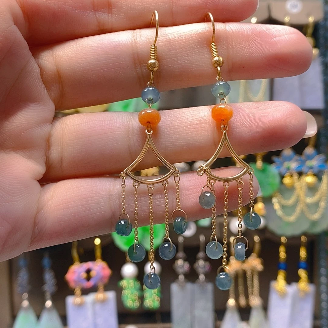 未镶嵌翡翠耳饰翡翠