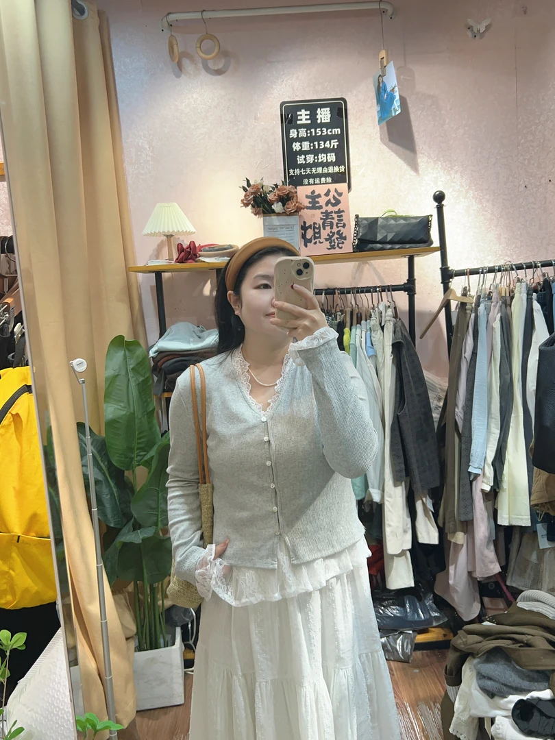 【丸子】▪显瘦蕾丝毛衣真两件上衣