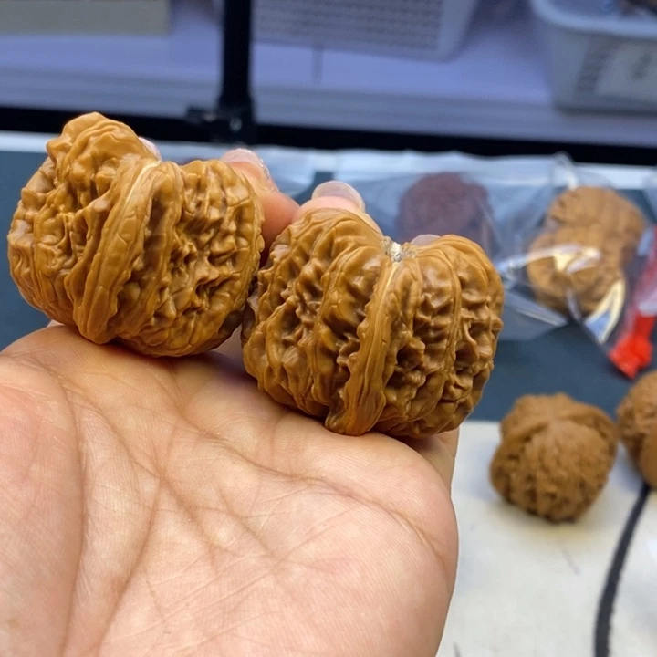 逐***梦文玩核桃把件闪电1号，36拱桥楼