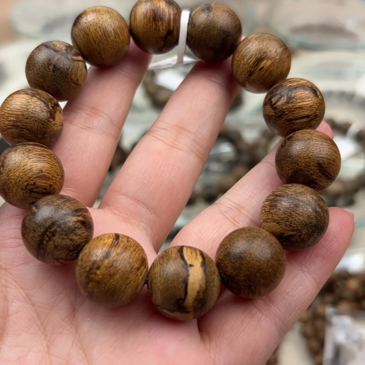 手串沉香菩萨棋棋楠种1.6单圈26克
