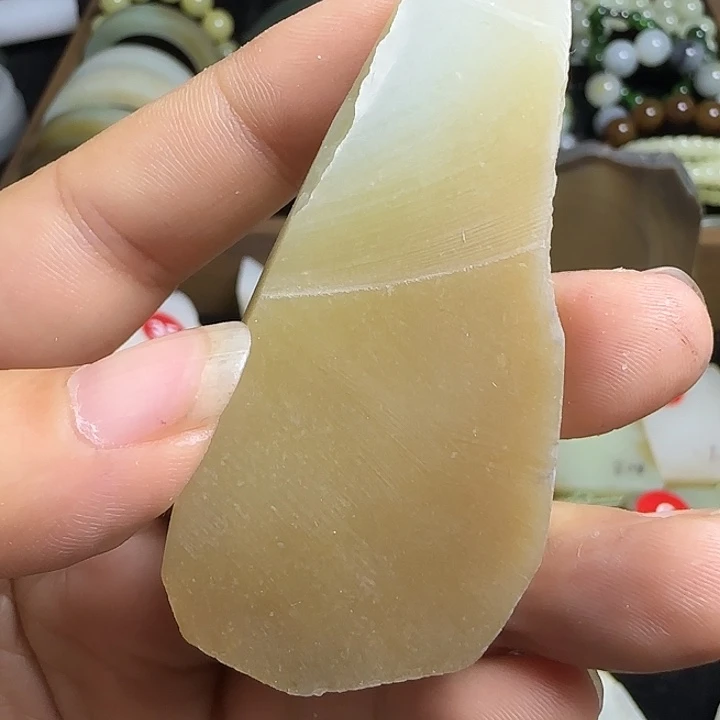 和田玉（糖玉）未镶嵌珠宝半成品