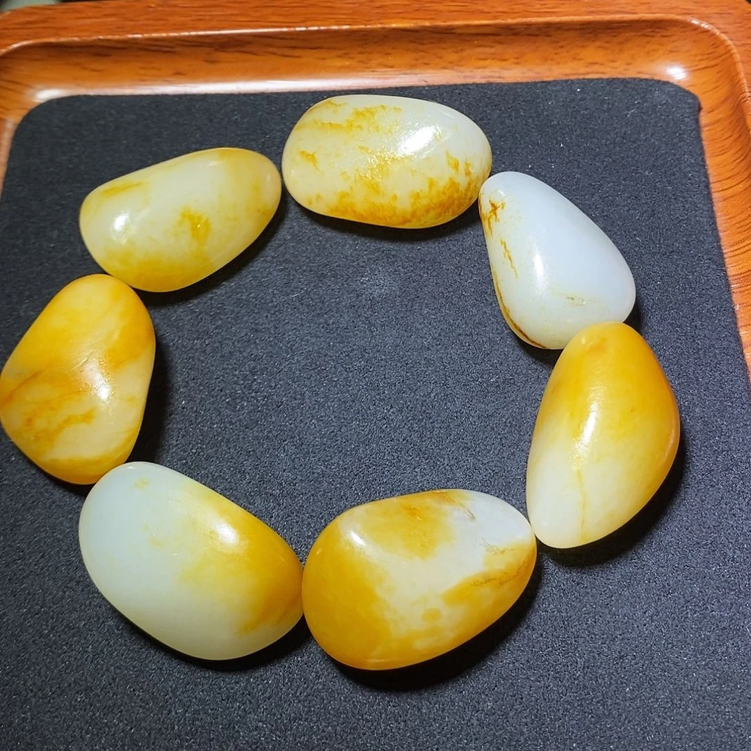 和田玉未镶嵌手链