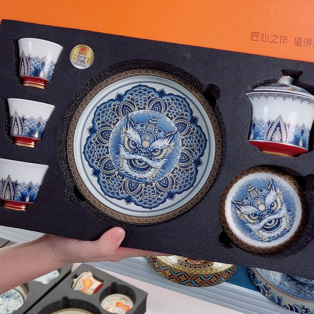 执***拗盖碗很漂亮，我很喜欢