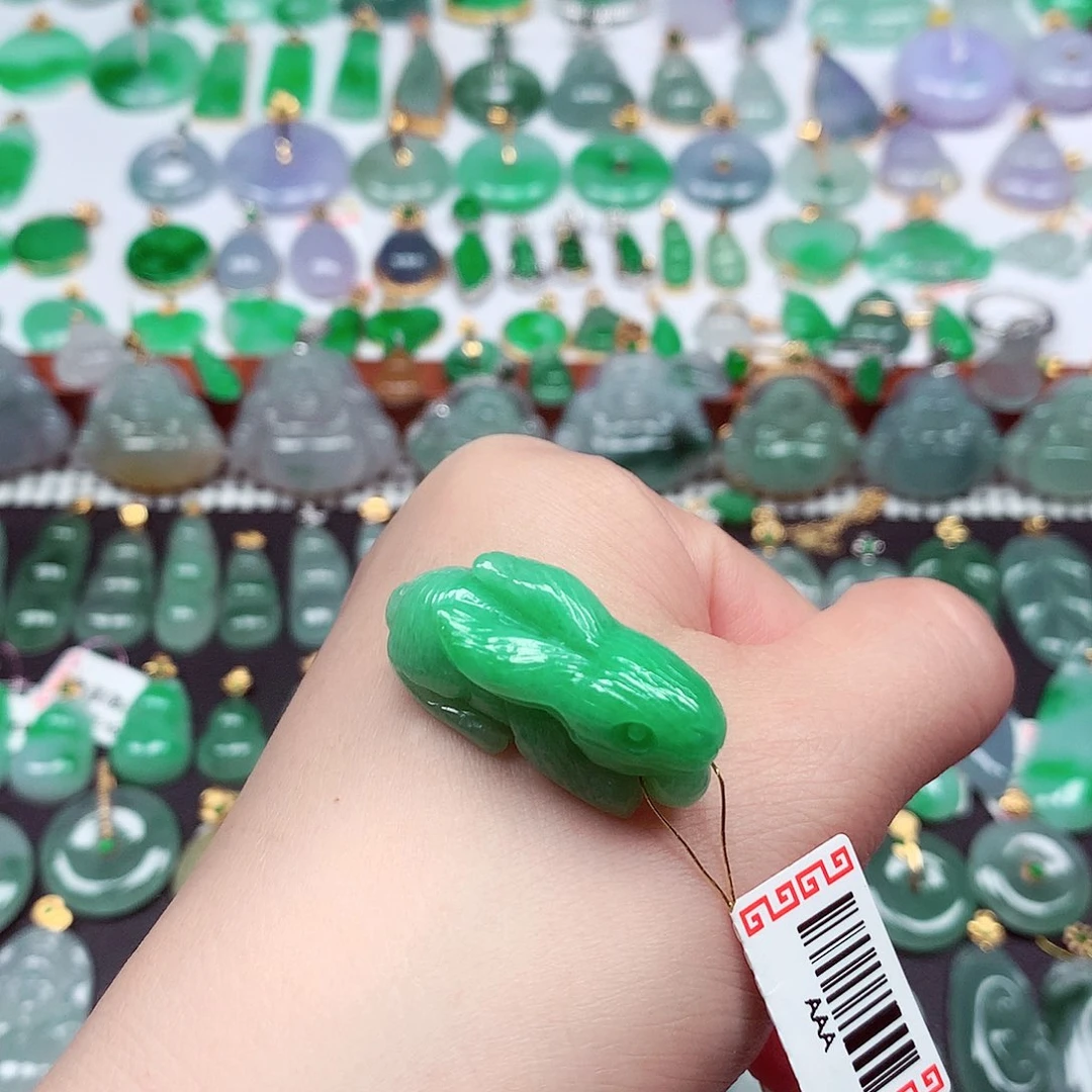 翡翠未镶嵌吊坠(不含链)天然翡翠A货