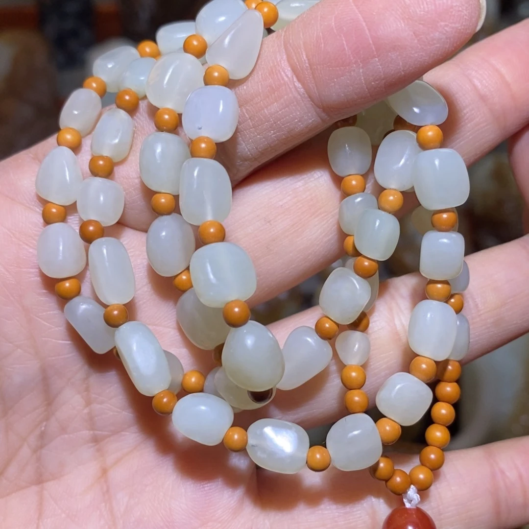 颈饰未镶嵌和田玉挂件链