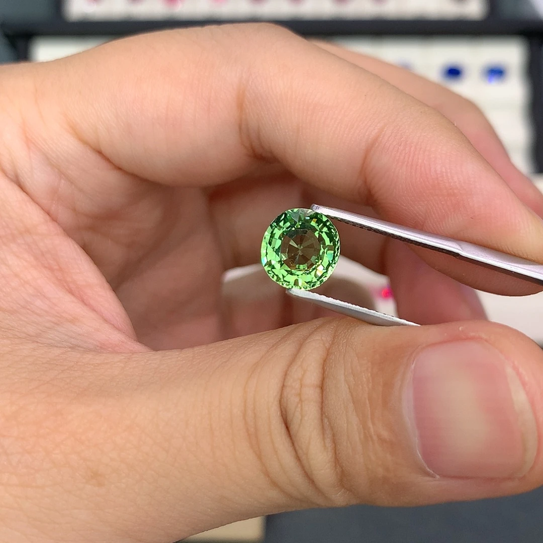 裸石碧玺未镶嵌3.04克拉全净