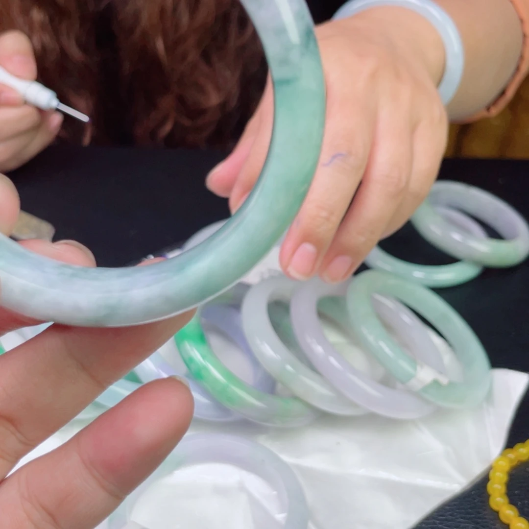 未镶嵌手镯翡翠171