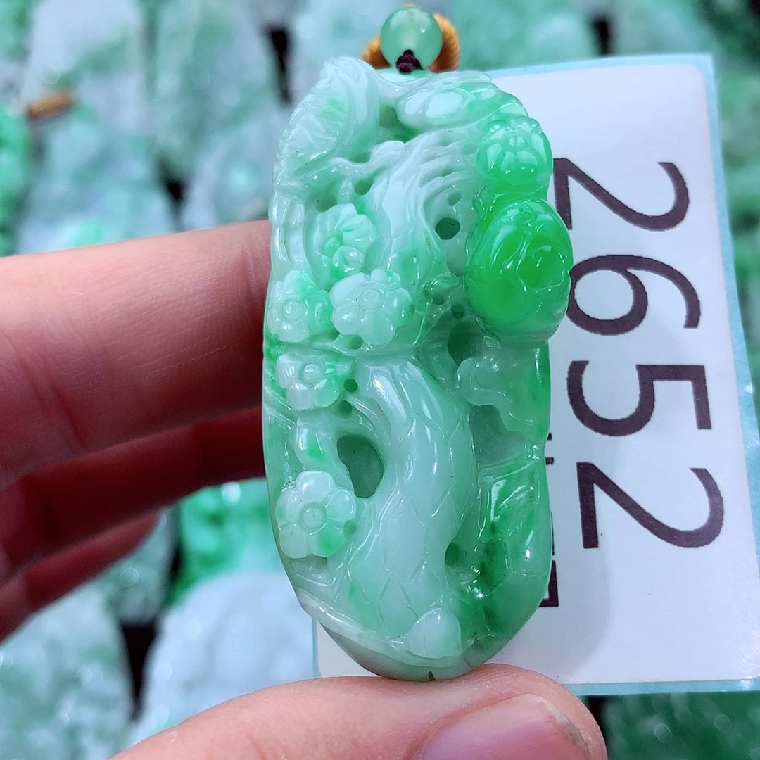 翡翠未镶嵌吊坠(不含链)