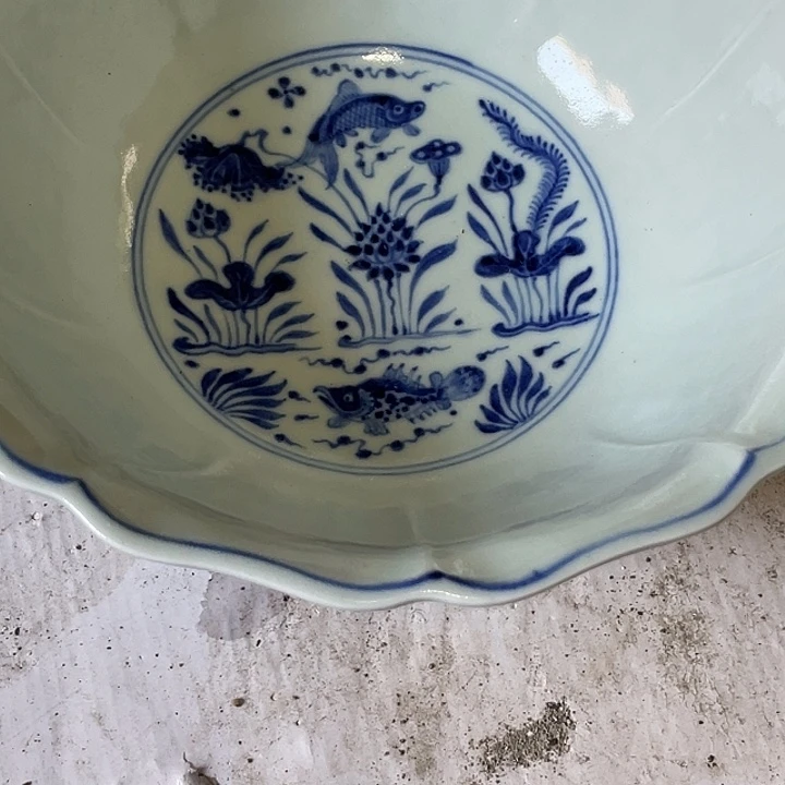 常*鱼草纹大碗青花的