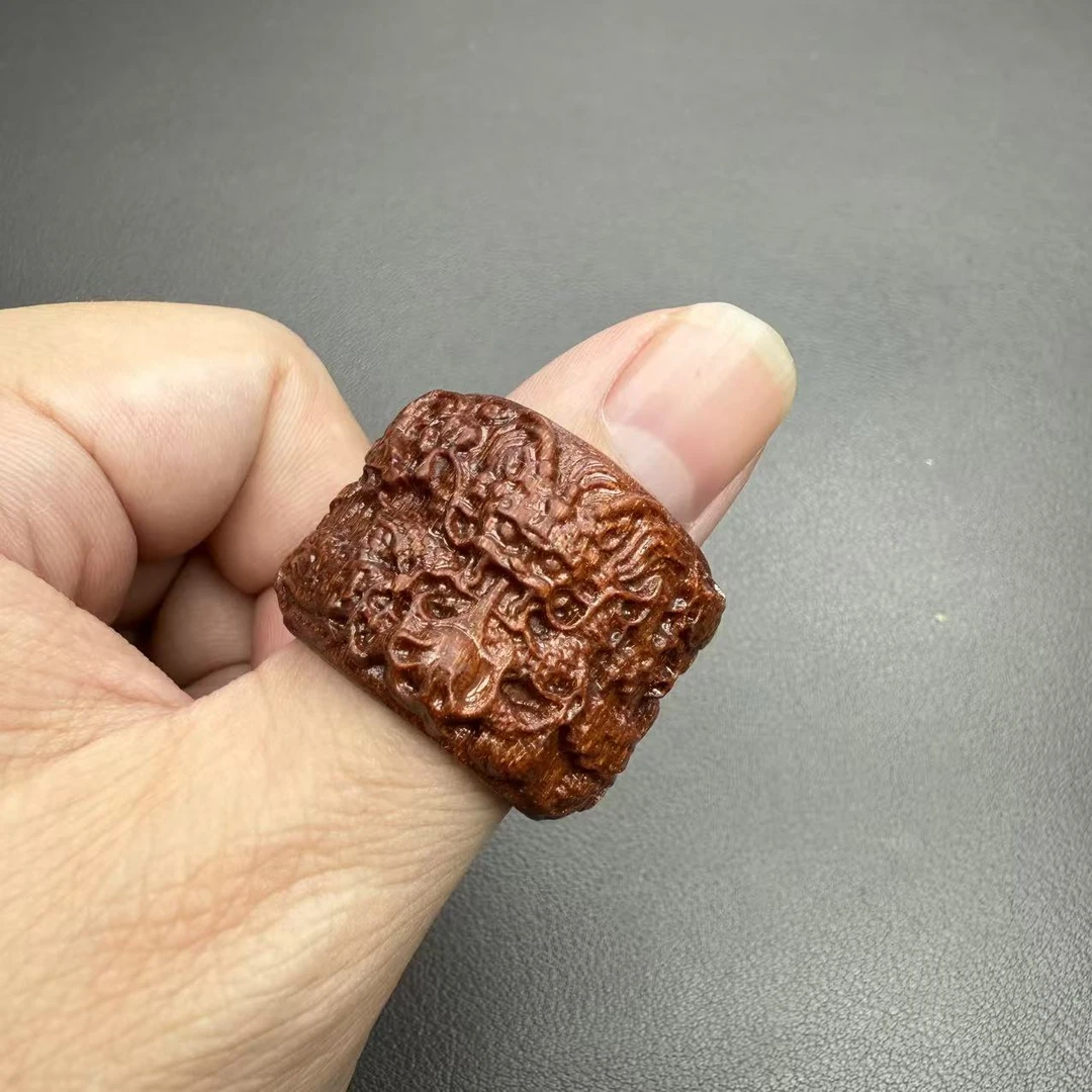 小叶紫檀手把件九龙扳指521