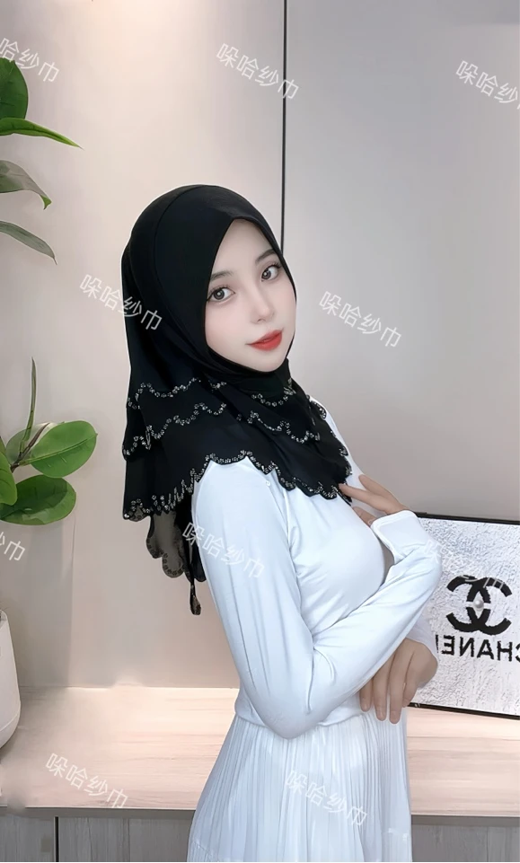 哚哈秋季新款双层花边设计烫钻头套送吸扣