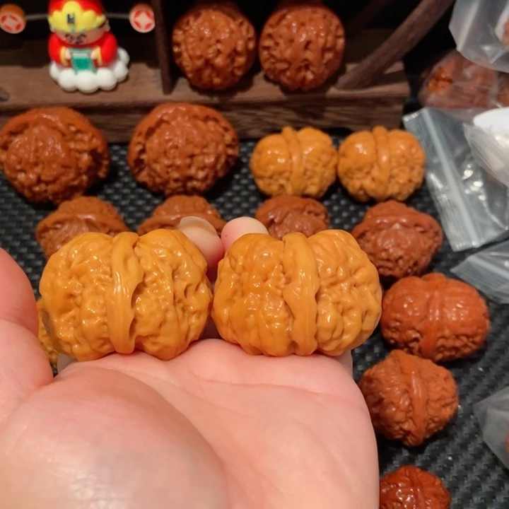 文玩核桃把件天*40.8尺寸蛤蟆头1388