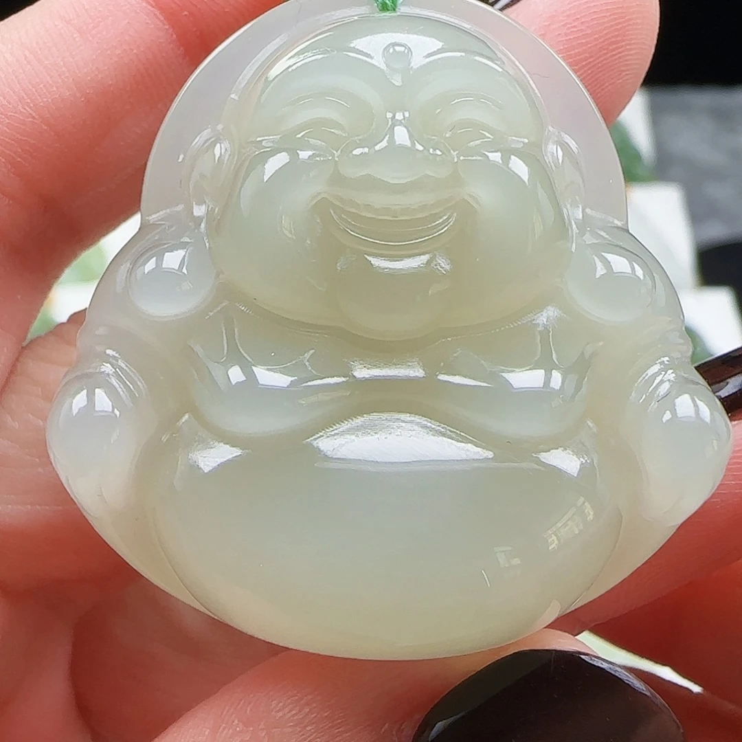 和田玉18K金镶嵌颈饰