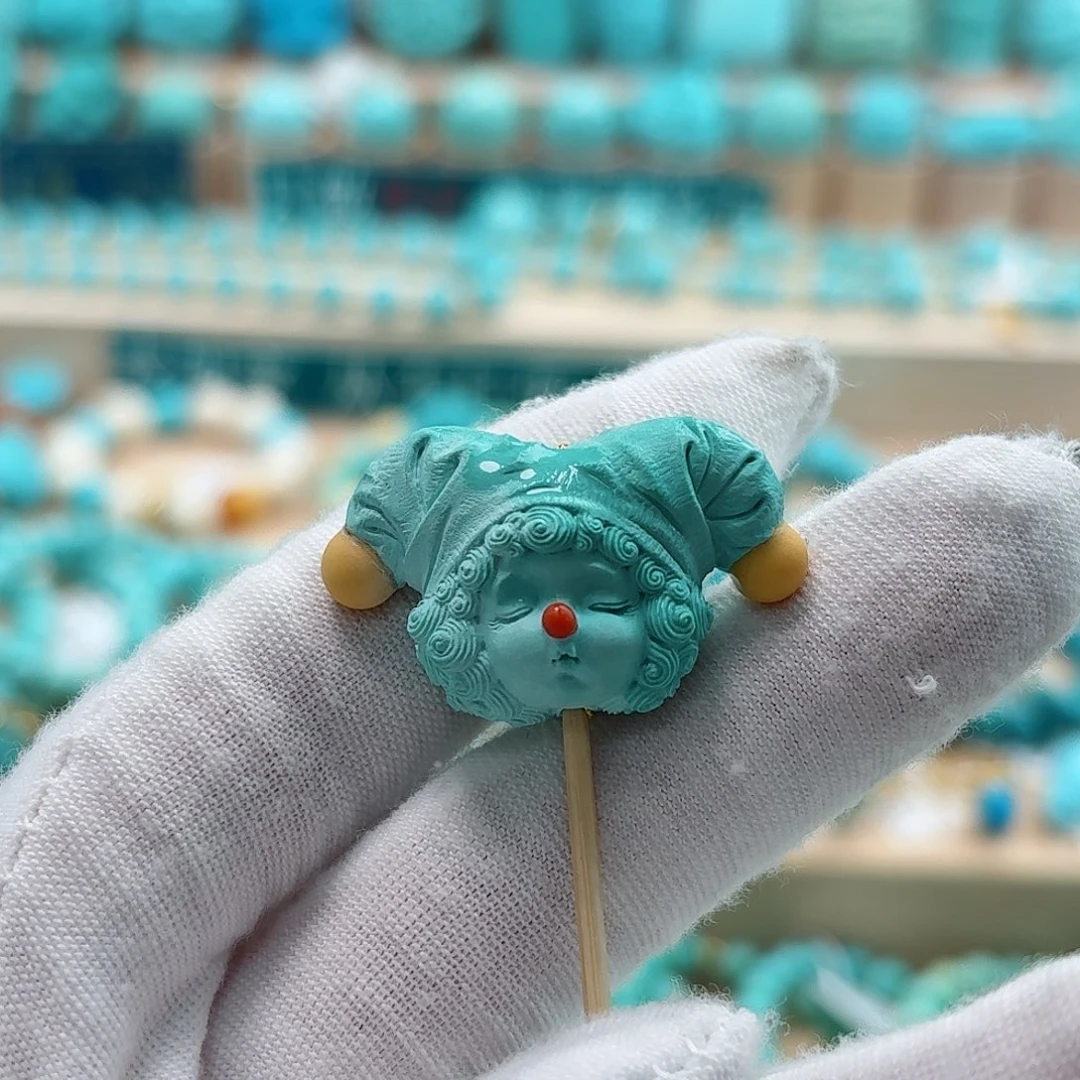 绿松石未镶嵌珠宝奇石