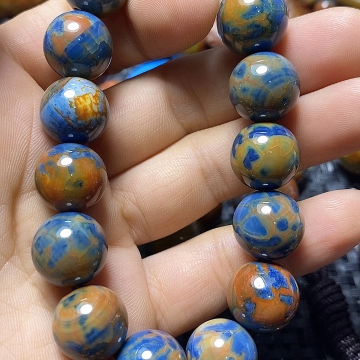莫***厂玛瑙/玉髓未镶嵌颈饰