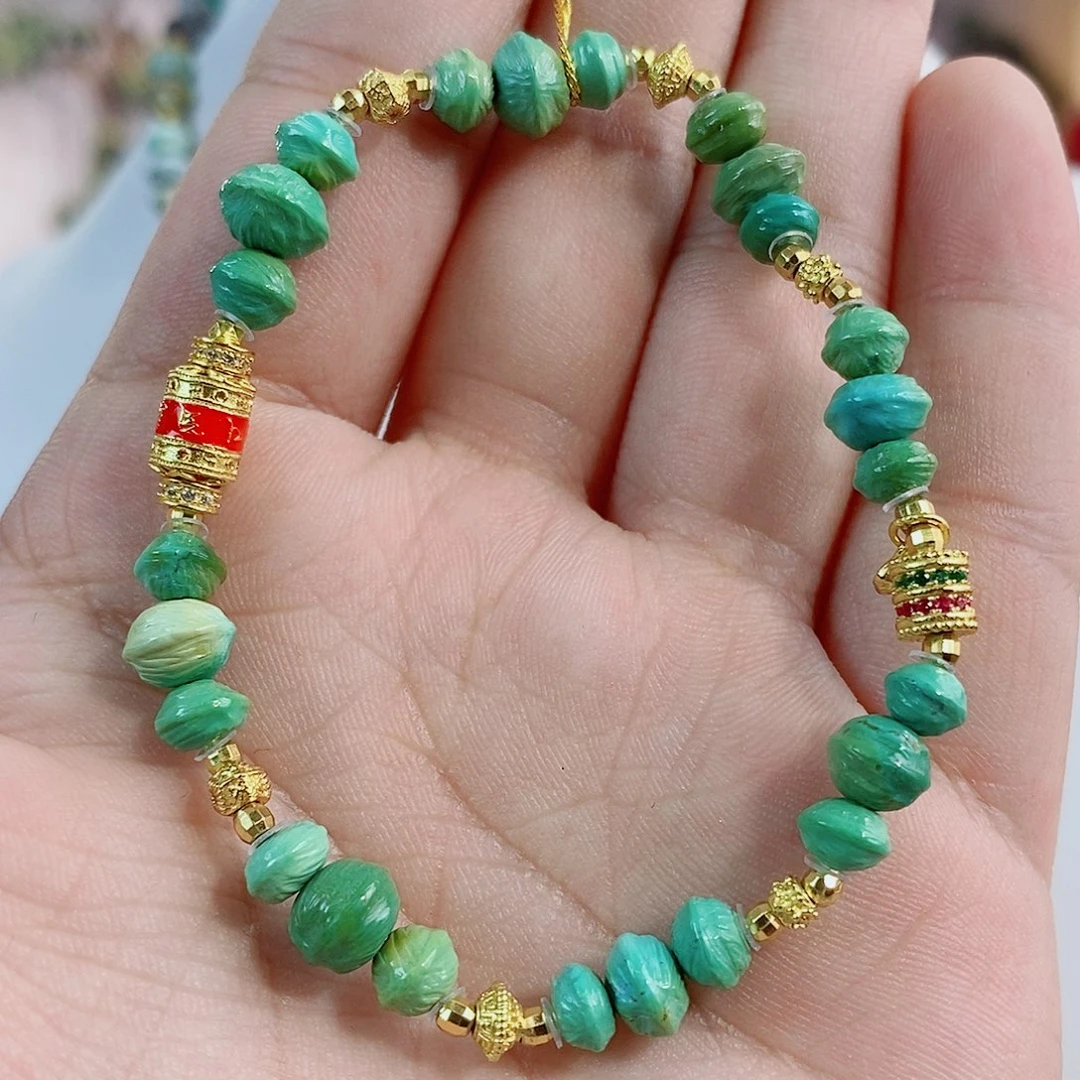 未镶嵌绿松石珠宝奇石