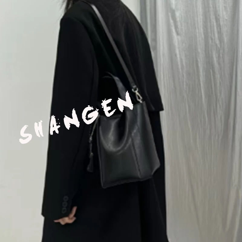 【尚恩CC】SK-62624-1-黑色22*15*19轻奢时尚女士新款手提斜挎包