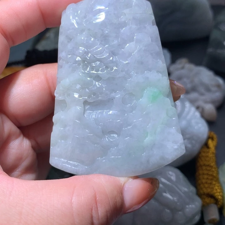 翡翠未镶嵌颈饰保真天然A货翡翠