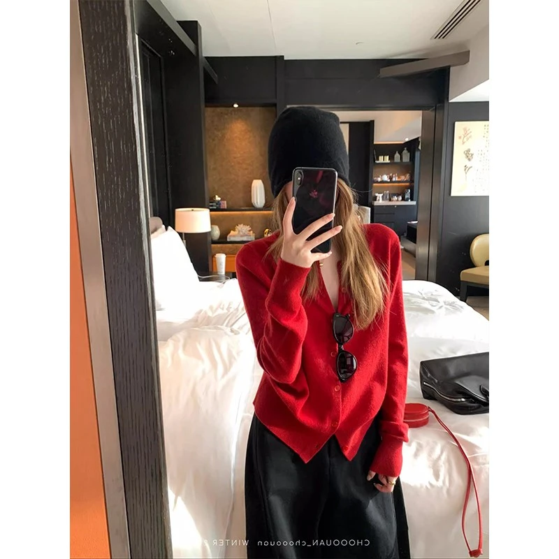 安可拉红长袖针织开衫女早春季设计感韩系小众宽松毛衣内搭打底衫