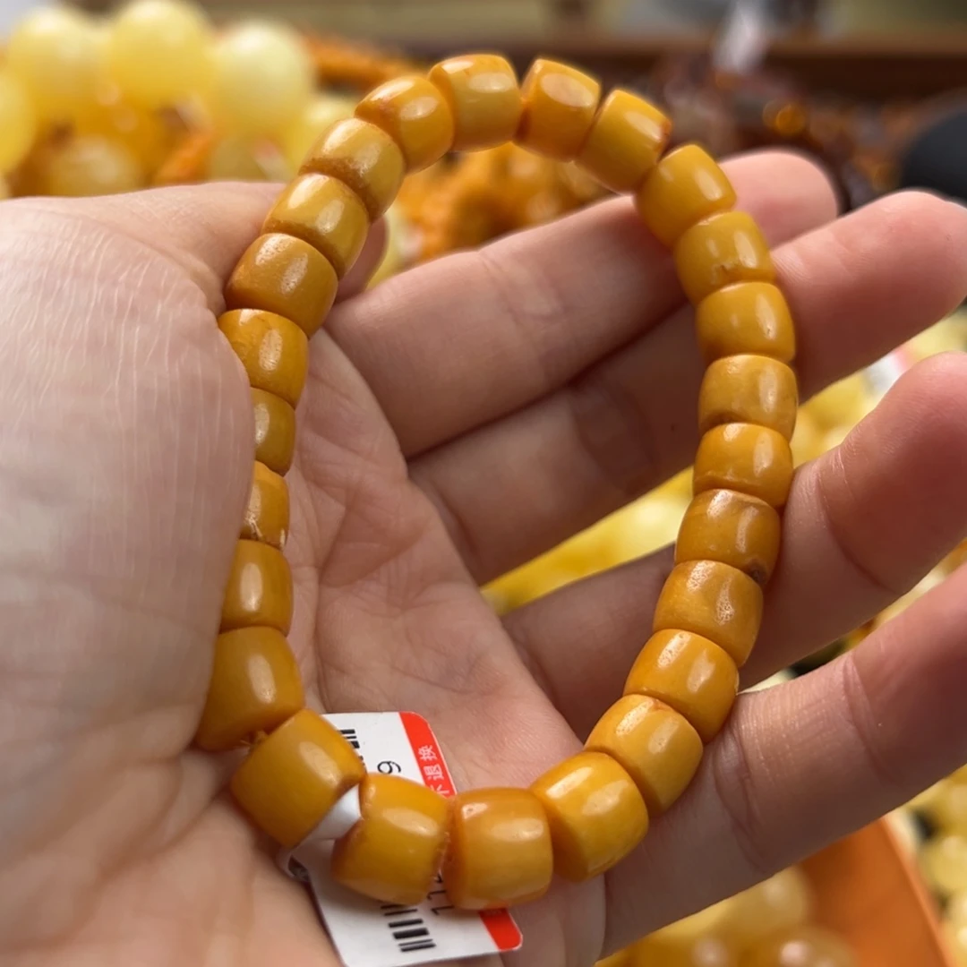 未镶嵌琥珀珠宝奇石