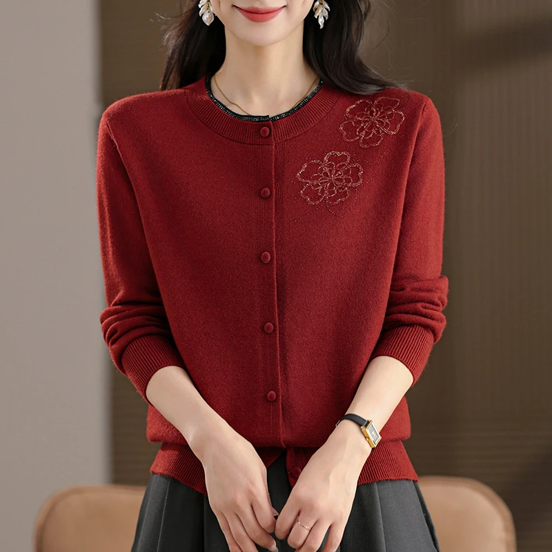 中年妈妈圆领针织衫开衫女士2025新款小香风短款红色外套春秋外搭