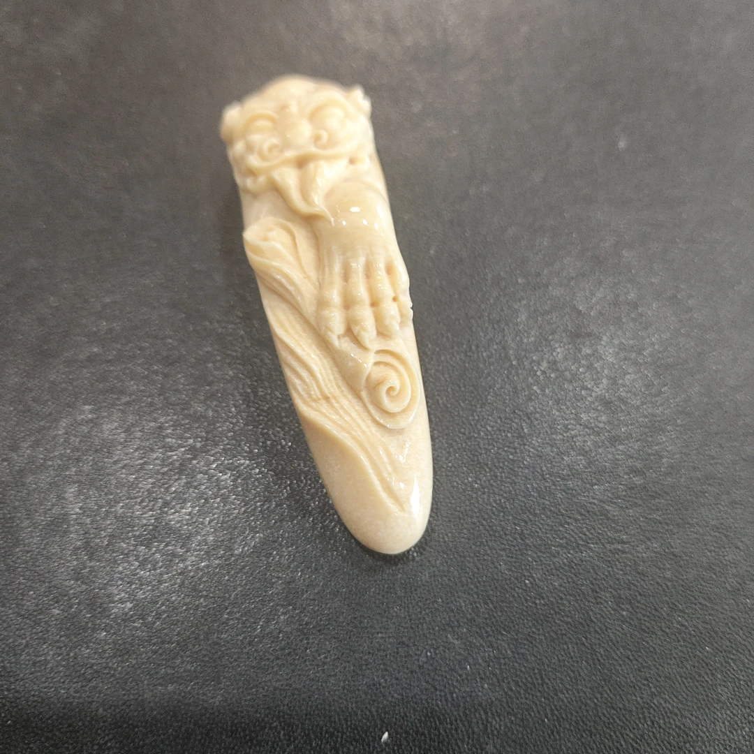 猛犸约17.6克雕刻件ZL1213