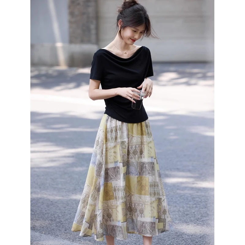 法式时尚两件套装女夏季2025新款显瘦复古T恤上衣气质印花半身裙