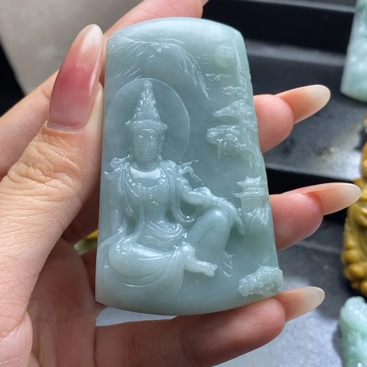 定制翡翠未镶嵌山水观音