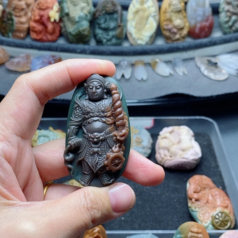 【闪购商品】定制石英质玉吊坠未镶嵌