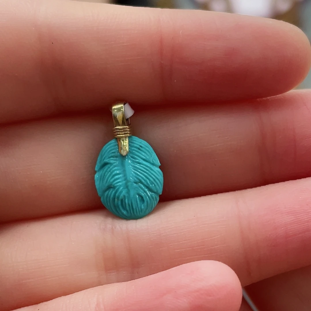 绿松石颈饰未镶嵌