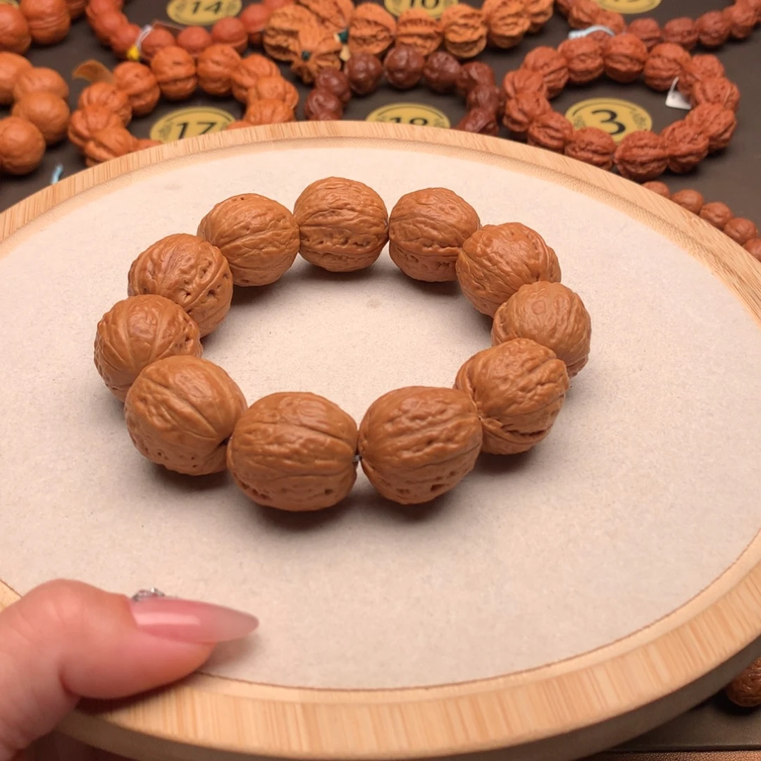 文玩核桃手串奇趣蛋