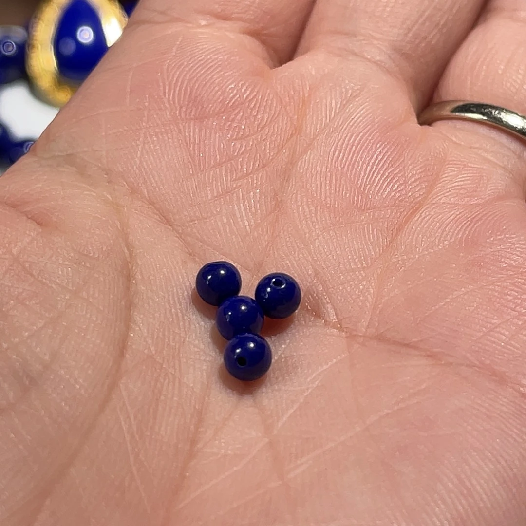 葱***o青金石未镶嵌4.5mm2对