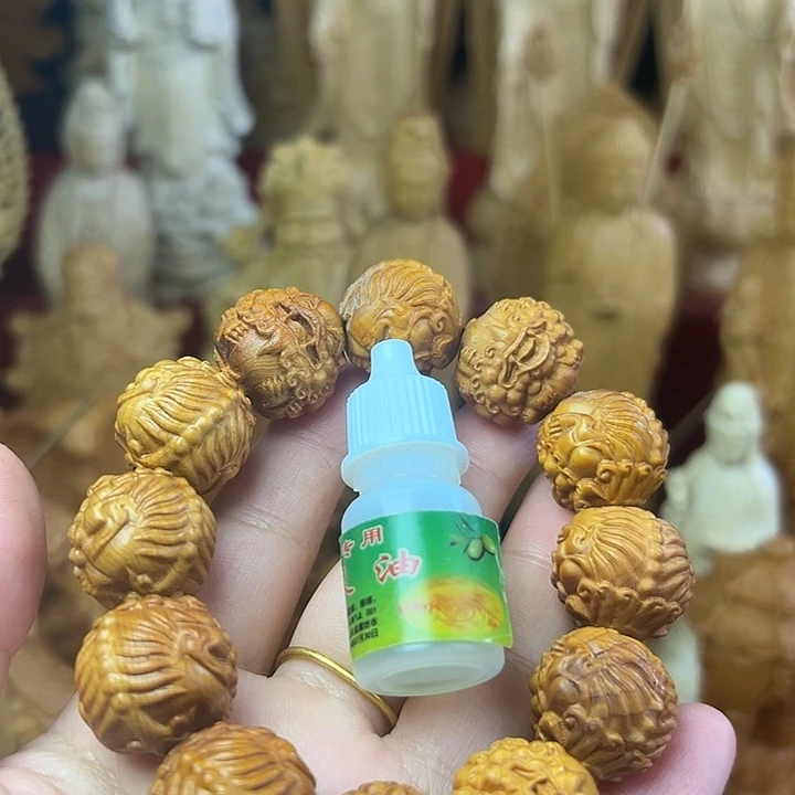 柏木（崖柏）崖柏雕刻貔貅