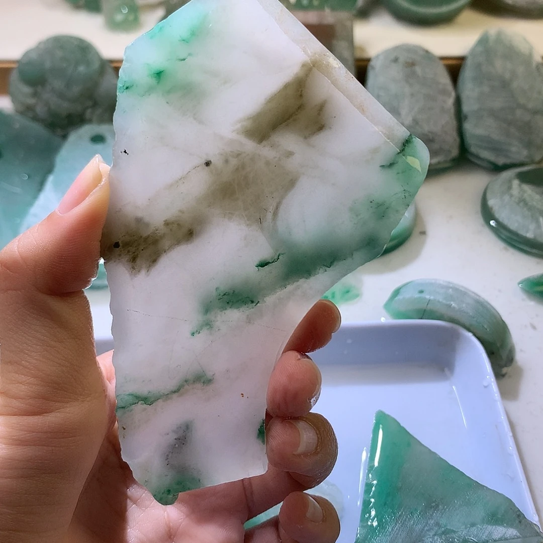 石英质玉未镶嵌珠宝半成品