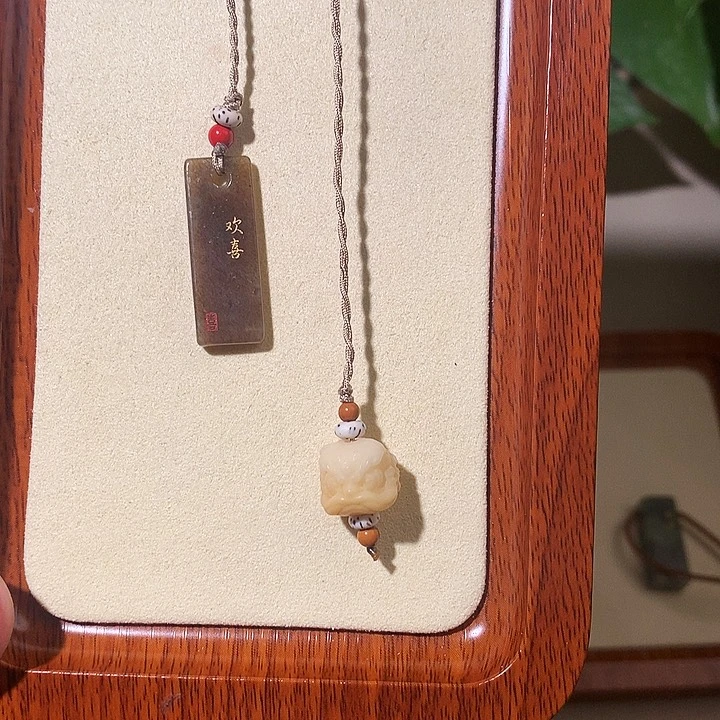 和田玉未镶嵌颈饰和田玉 015