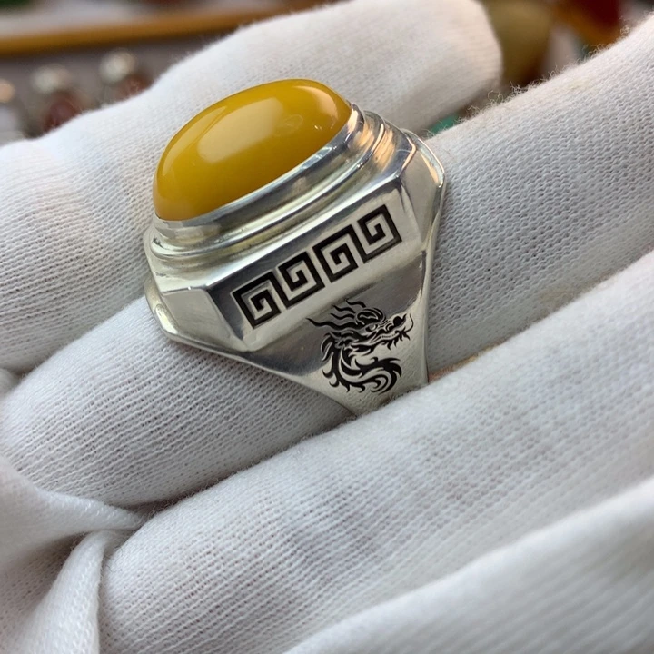 蜜蜡戒指足银镶嵌