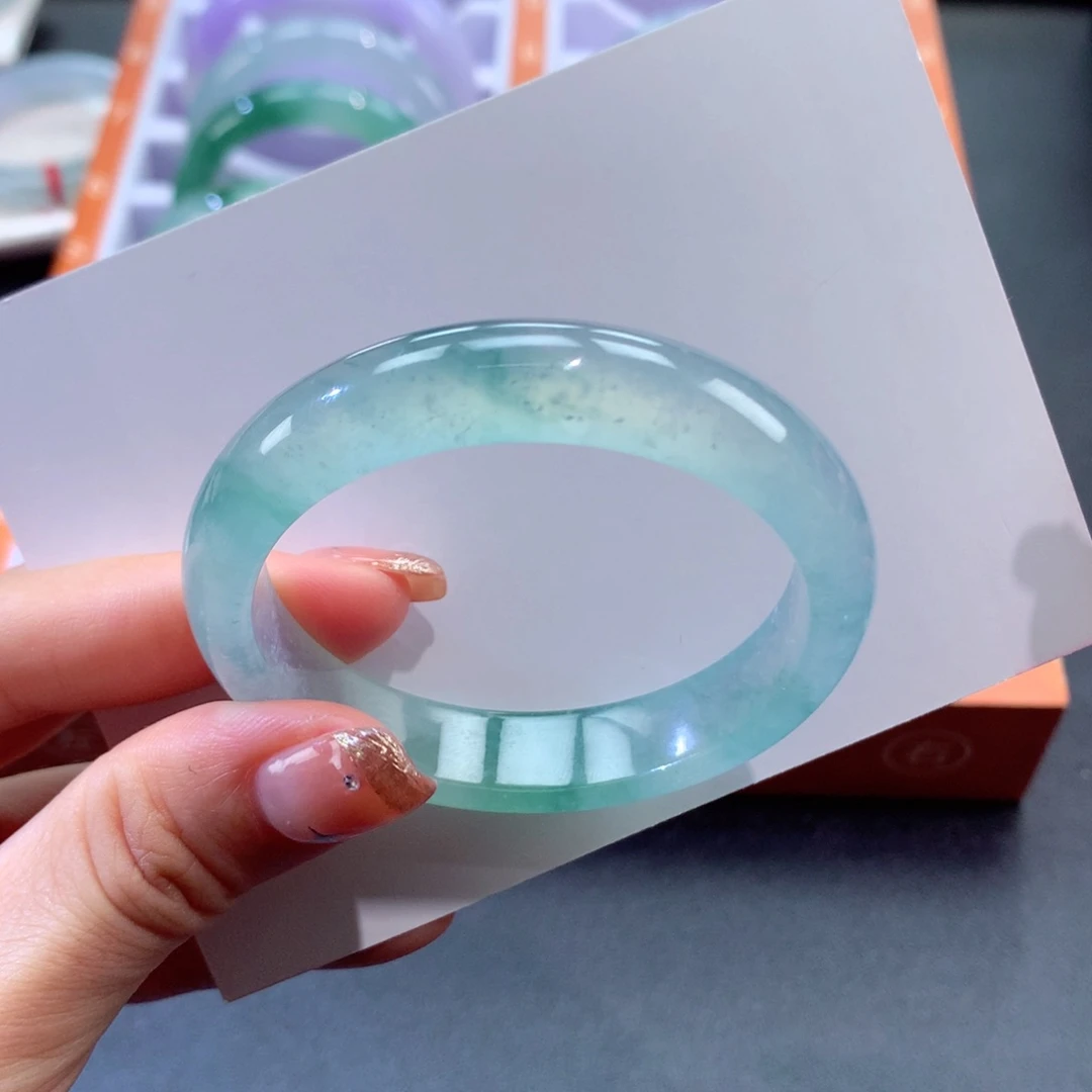 翡翠手镯未镶嵌2号