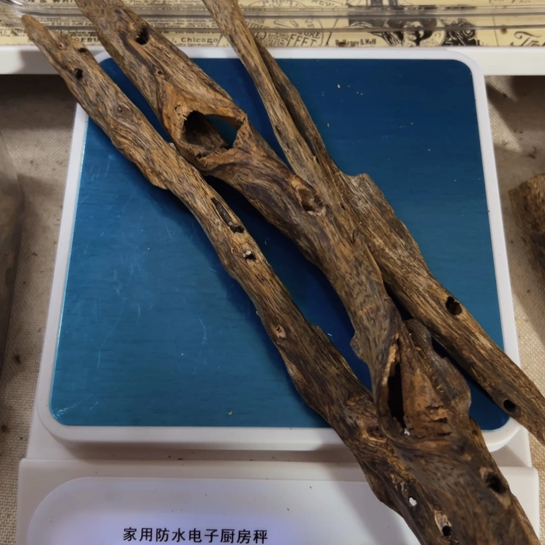 沉香碎屑沉香张勺子枝丫虫漏料64