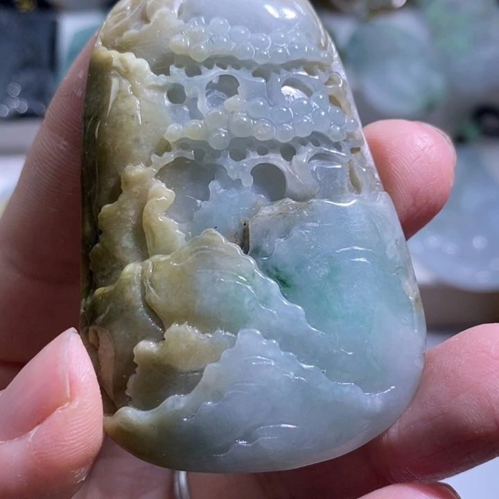 【闪购商品】颈饰未镶嵌翡翠山水