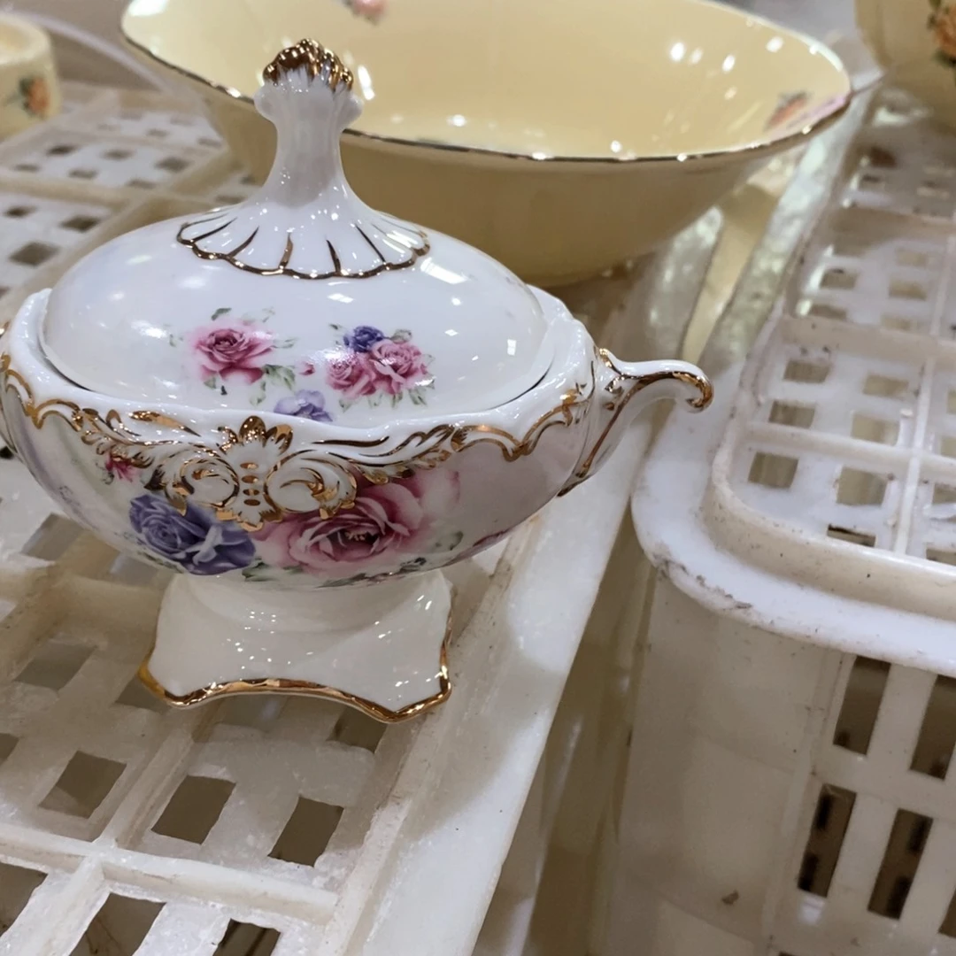 瓷1个1111111111111111