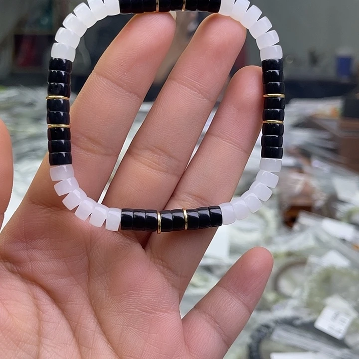 和田玉未镶嵌手串