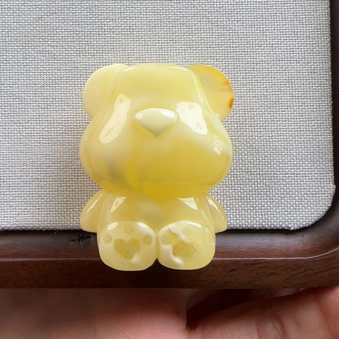 裸石琥珀未镶嵌n**暖琥珀